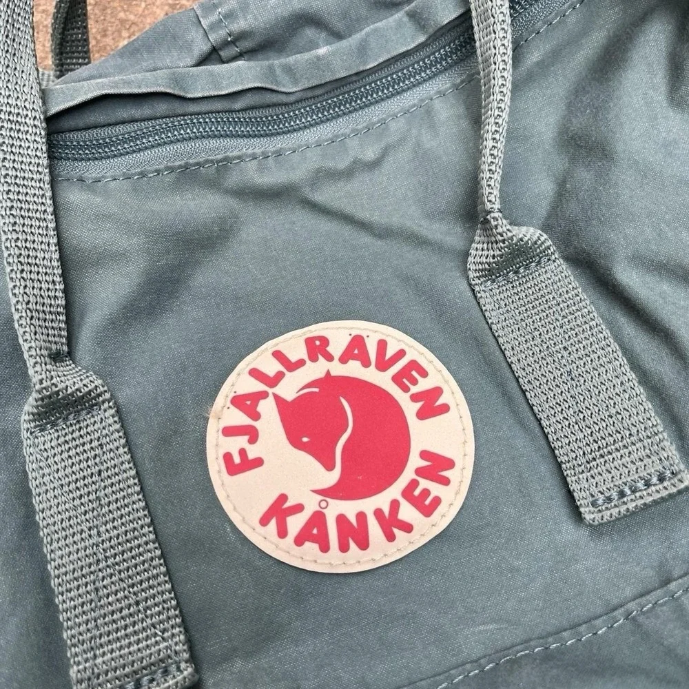 FJALLRAVEN KANKEN Classic Backpack Frost Green Water Resistant Laptop Bag Straps